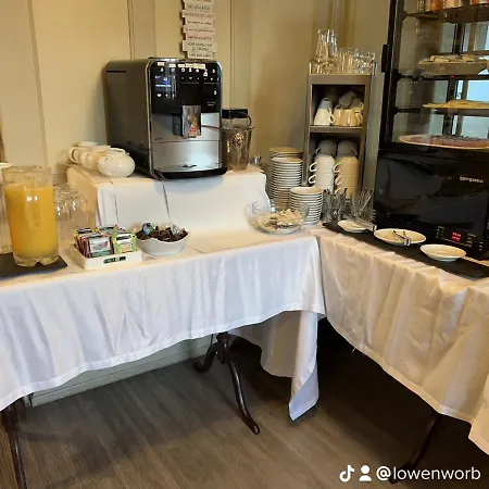 ホテル Loewen Bei Bern 3*