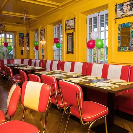 Loewen Bei Bern ホテル