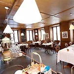 Hotel Loewen Bei Bern Worb